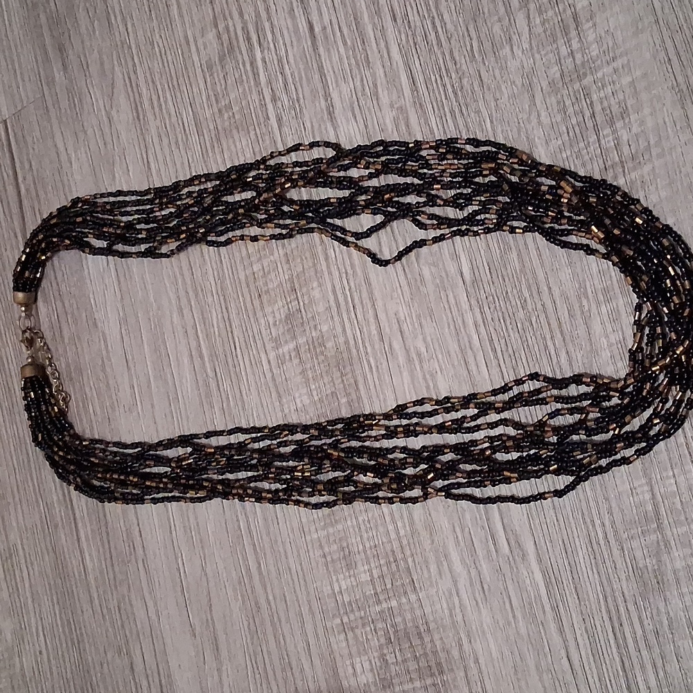 Elegant Black and Gold Beaded Necklace